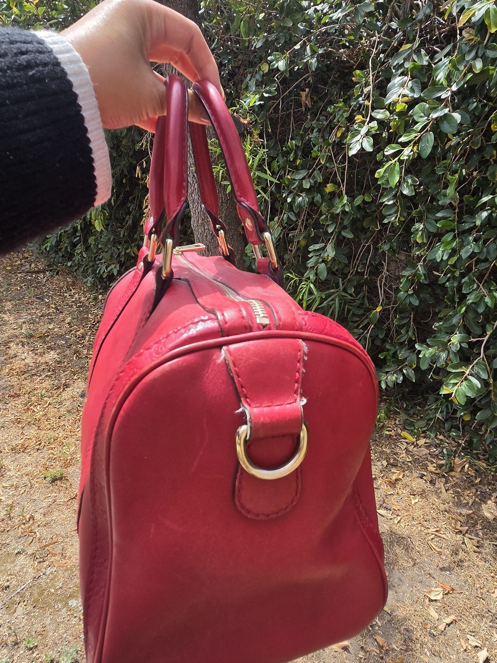 Gucci Boston Bag in Red With FLAWS - Picture 4 of 16